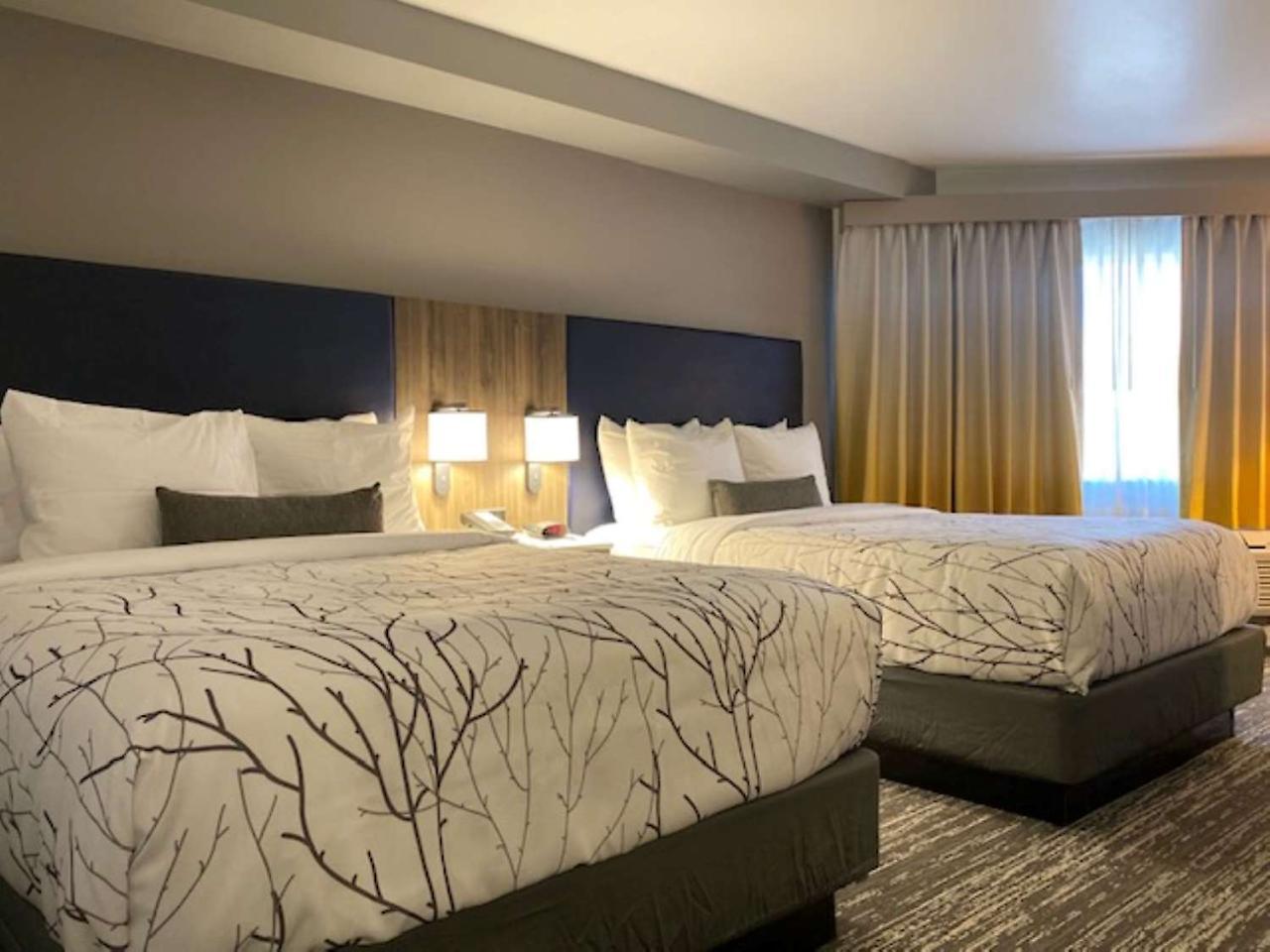 Best Western Premier Denver East Exterior photo
